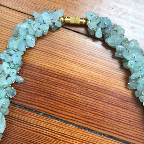 Necklace with green and hints of purple. - Picture 4 of 4